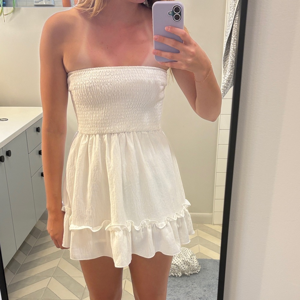 Beginning Boutique Strapless White Dress